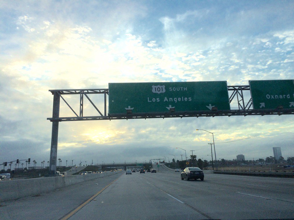jimsterne's tweet photo. More than one way to get to New York. #MechanicalFail in Santa Barbara https://t.co/JMvI0MrUUv
