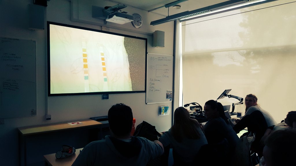 josephfra's tweet photo. Our @AngliaRuskinFMS #BScParamedicScience students learning #urinalysis the only decent way! #paramedic #meducation #specialistparamedic https://t.co/OjcjtVjMRl