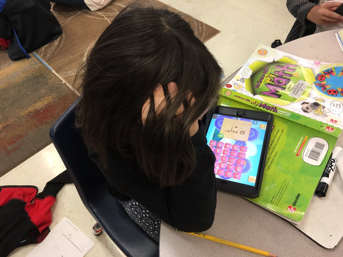 PreisigJessica's tweet photo. Ss @mrwhitePVES use Pet Bingo by @duckduckmoose for #mathfluency during #guidedmathstations #pvespride #asd1 https://t.co/Yrp08PhCFX