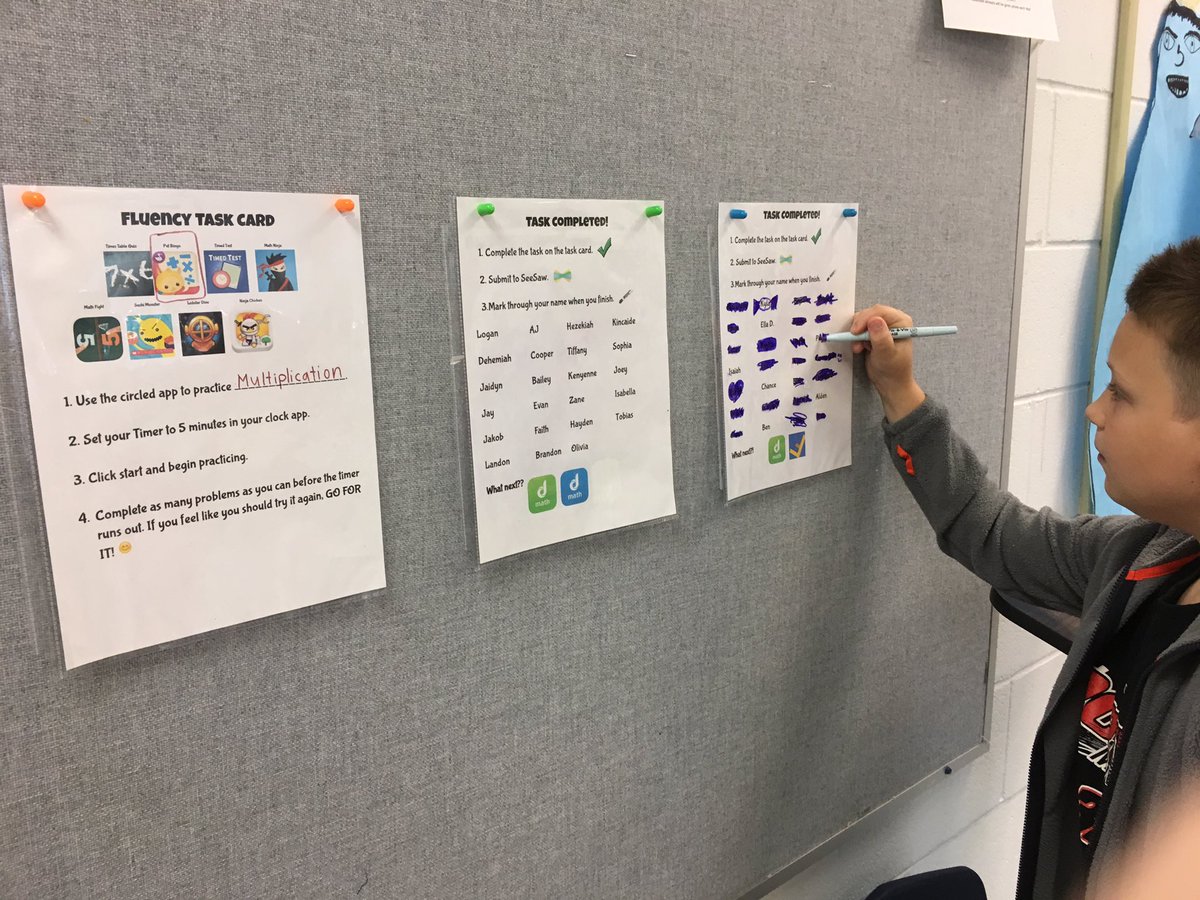 PreisigJessica's tweet photo. Ss @mrwhitePVES use Pet Bingo by @duckduckmoose for #mathfluency during #guidedmathstations #pvespride #asd1 https://t.co/Yrp08PhCFX