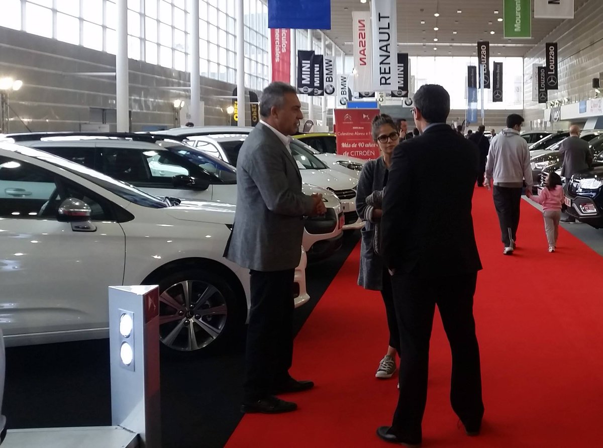 Grupo_Abreu's tweet photo. Ayer terminó el II Salón do Motor pero siguen las ofertas, esta vez de la mano de Citroën con el #PlanEstrena. ¡Ahorra hasta 6.000 €! https://t.co/OFFUrLsBpb
