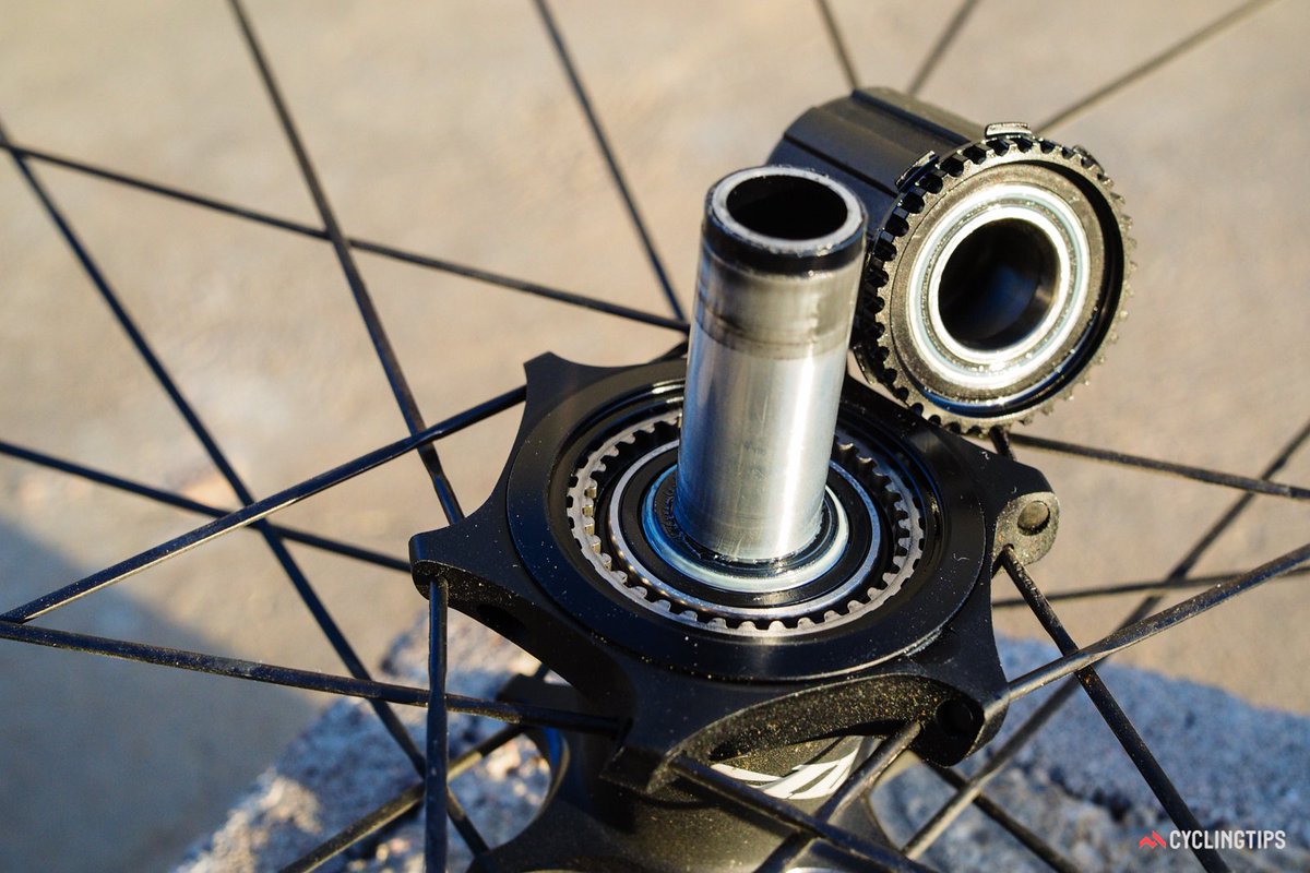 zipp 404 nsw clincher