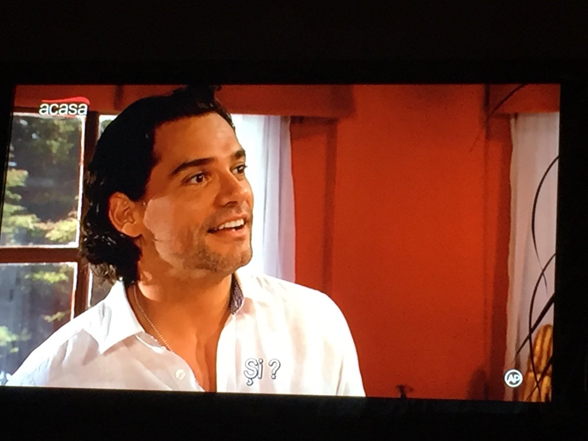 Oanita91's tweet photo. Me encanta prender la tv y ver a ese bombon 😍😍😍 @iamdelafuente #mealegraseldia 😊 https://t.co/7BmLZZjmNe