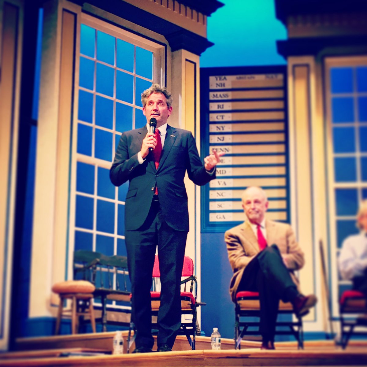 Top 10 reasons for <a href="/jonbaliles/">Jon Baliles</a> for mayor! #Rva #RVAmayor #RVA4baliles 
myglassesruledotcom.wordpress.com/2016/10/24/top…