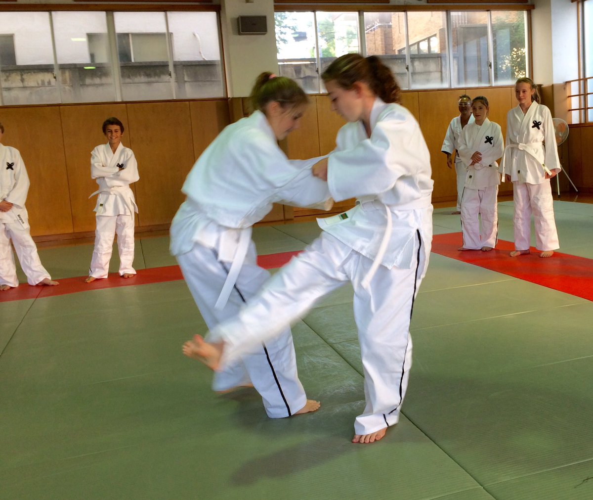 thedragonschool's tweet photo. A session this afternoon at the oldest Judo club in Japan with the Keio University sensei passing on his wisdom #dojo #gentleway https://t.co/qsR51VrBYn