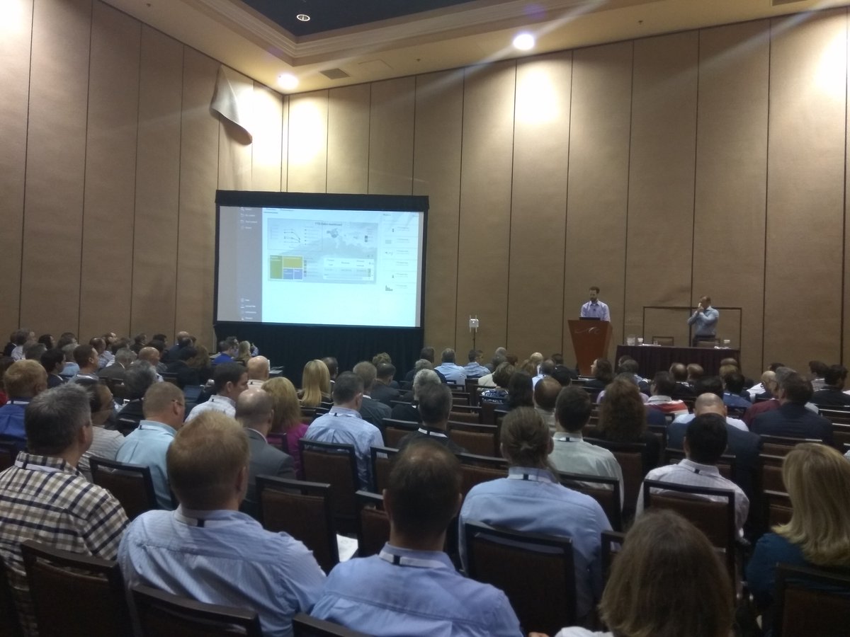 akspie1's tweet photo. #ibmwow starting day 1 with a bang!  Full house at session 1537 #experiencecognos https://t.co/C5IHs7FMp9