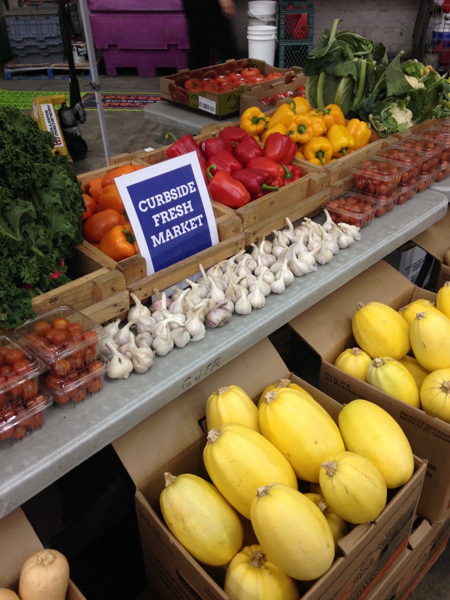 CurbsideFresh's tweet image. It's our last week of 2016 😢 But don't worry, we've still got loads of goodies for you. Pop along to a market this week to stock up! #YVR