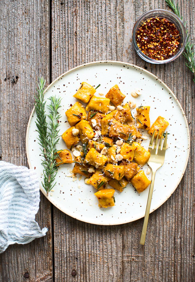 brandiego's tweet photo. Pumpkin Ricotta Gnocchi with Rosemary Brown Butter https://t.co/57xZHYDreL https://t.co/4ler7Kv4oU