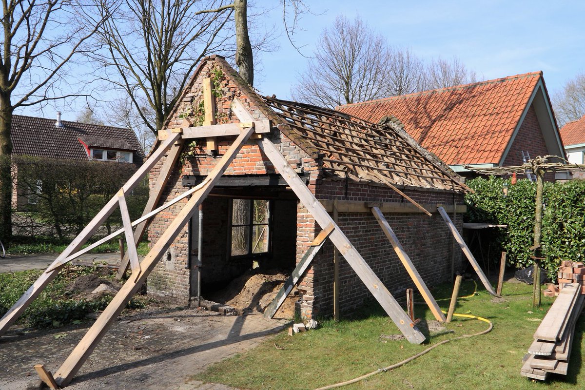 InHetGroeneWoud's tweet photo. Opening bakhuis aan Barrierweg 23 in #Liempde op zondag 6/11 #inhetgroenewoud #SPPiLL @sdbboerderij https://t.co/tU99rFNEN4 https://t.co/gZfU3H2WZS