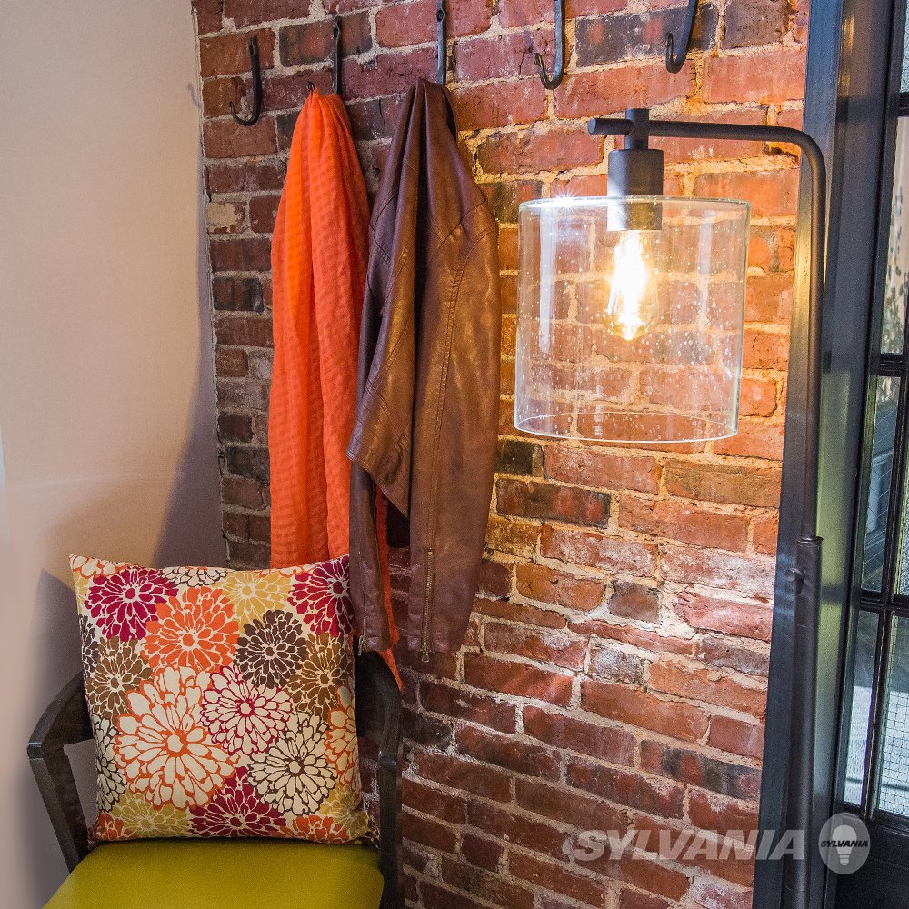 SYLVANIA's tweet photo. Give #vintage inspiration a new modern twist! RT if you <3 this look as much as we do. #homedesign #FilamentLED https://t.co/MfG66Ov4Yc https://t.co/1C05ldM14C