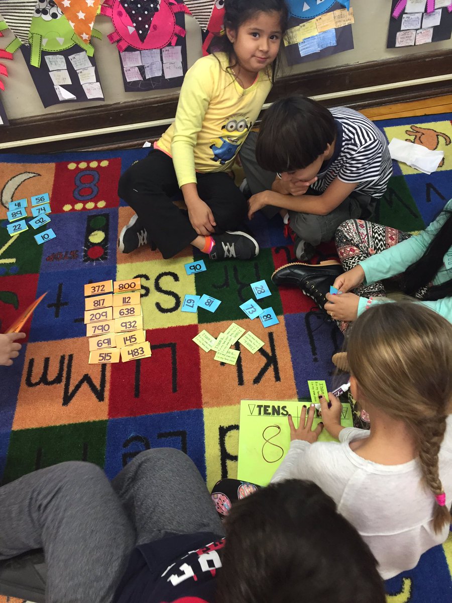 MsKallertEDU's tweet image. Math is more fun on the floor! #weelovemath #weelearn @WeehawkenTSD @AnnaRudowsky