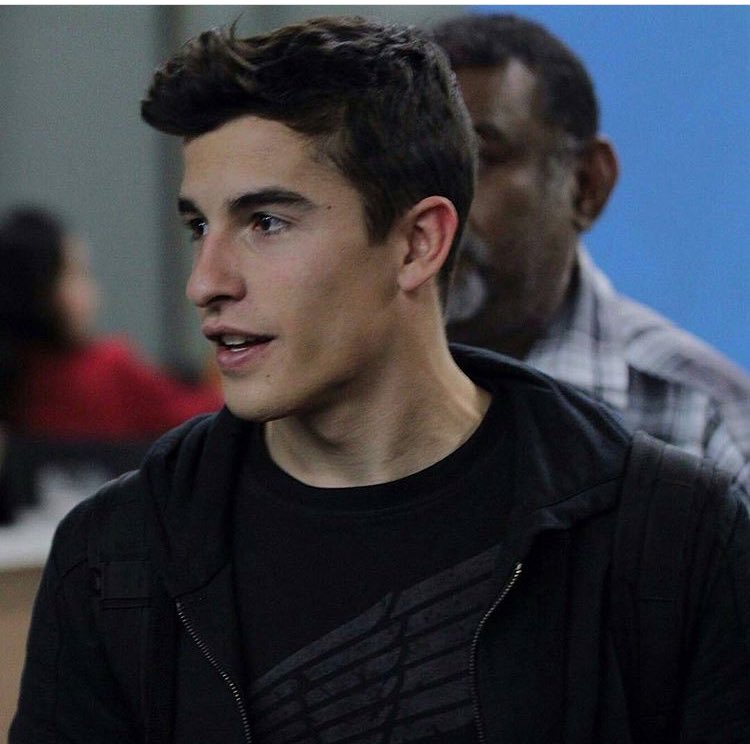updatesmarquez's tweet photo. Marc llegando a Malasia https://t.co/AlEcuznwzm
