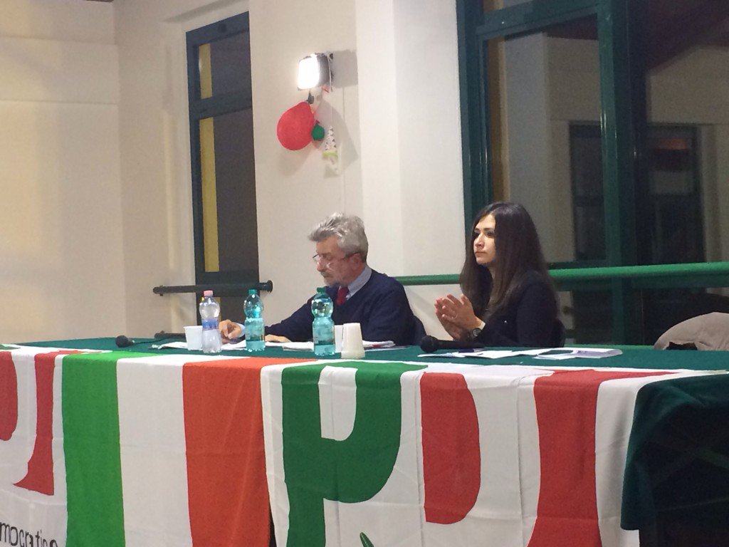 cet_77's tweet photo. @FedPDTerni @Cesare_Damiano con @JamilaMansour #orvieto per il #lavoro il #welfare e la #riformacostituzionale https://t.co/l3Kbx0qiXu
