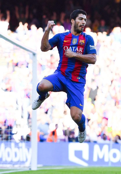 MotivacionesF's tweet photo. Luis Suárez es el ganador de LaLiga World Player 2015/16 ¡FELICIDADES! https://t.co/HY0ci7sC52