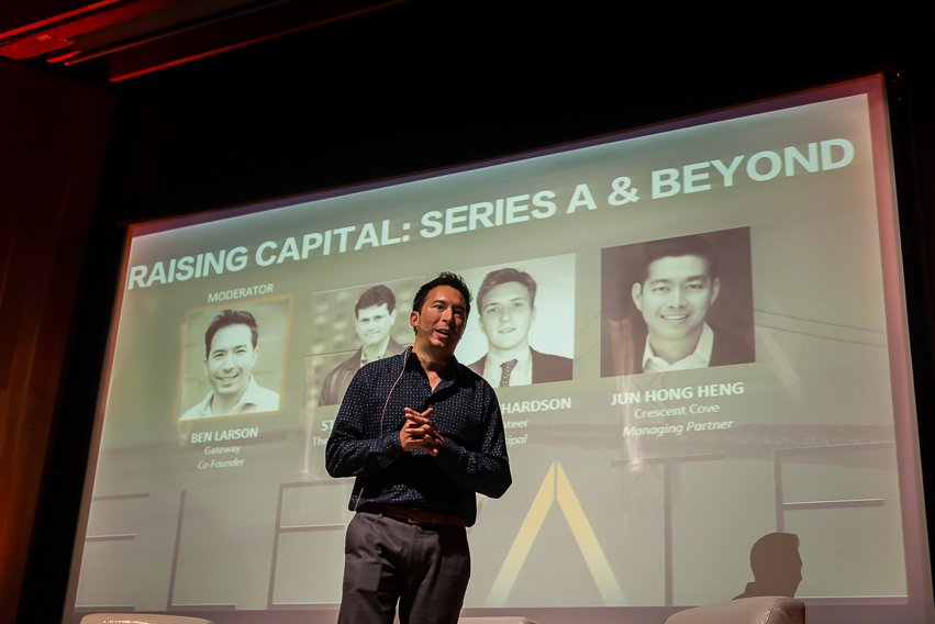 rosatiphotos's tweet image. Ben Larson, @gtwyinc co-founder, leads panel at #Elevate conference at @oaklandmuseumca #BenLarson #Gateway
