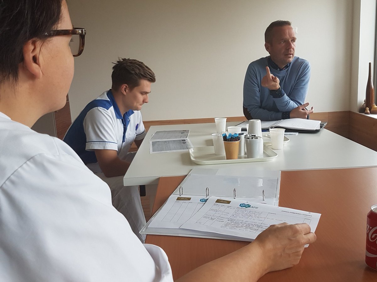 IPCareNL's tweet photo. Weer vruchtbaar Keyuser-overleg bij @Sophia_Revalid #valpreventie #slimmeoptischesensor #zorgdomotica #zorgtechnologie https://t.co/xKqAJWI1fB