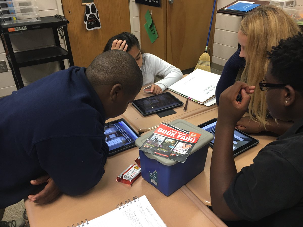 MrsProbstLFMS's tweet image. Studying vocabulary gets kicked up a notch with quizlet.live😝#LCSSSocStudApp