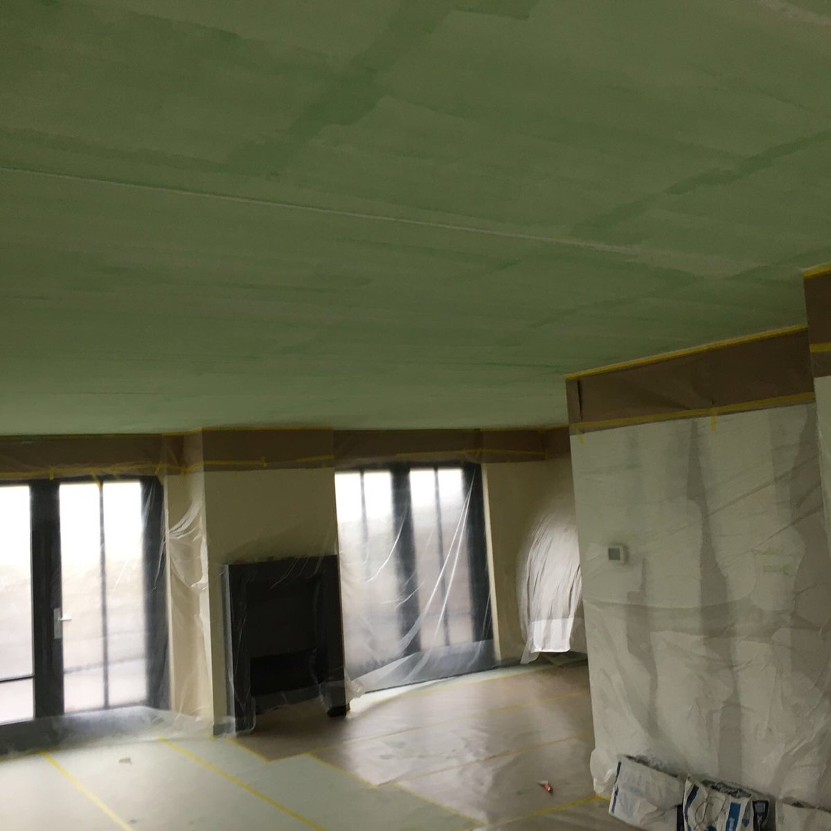 Vandaag begonnen voorbereiding gladpleisterwerk plafonds Schuytgraaf in samenwerking met <a href="/PVZschilderwer1/">PVZ-schilderwerken</a>  en Arnhemse schilderwerken