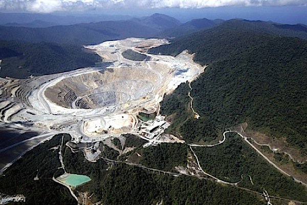 MiningMediaGrp's tweet photo. Gold price: Hedge funds abandoning market at record pace - https://t.co/cXUS0fFdme https://t.co/qz1mJlxZnC