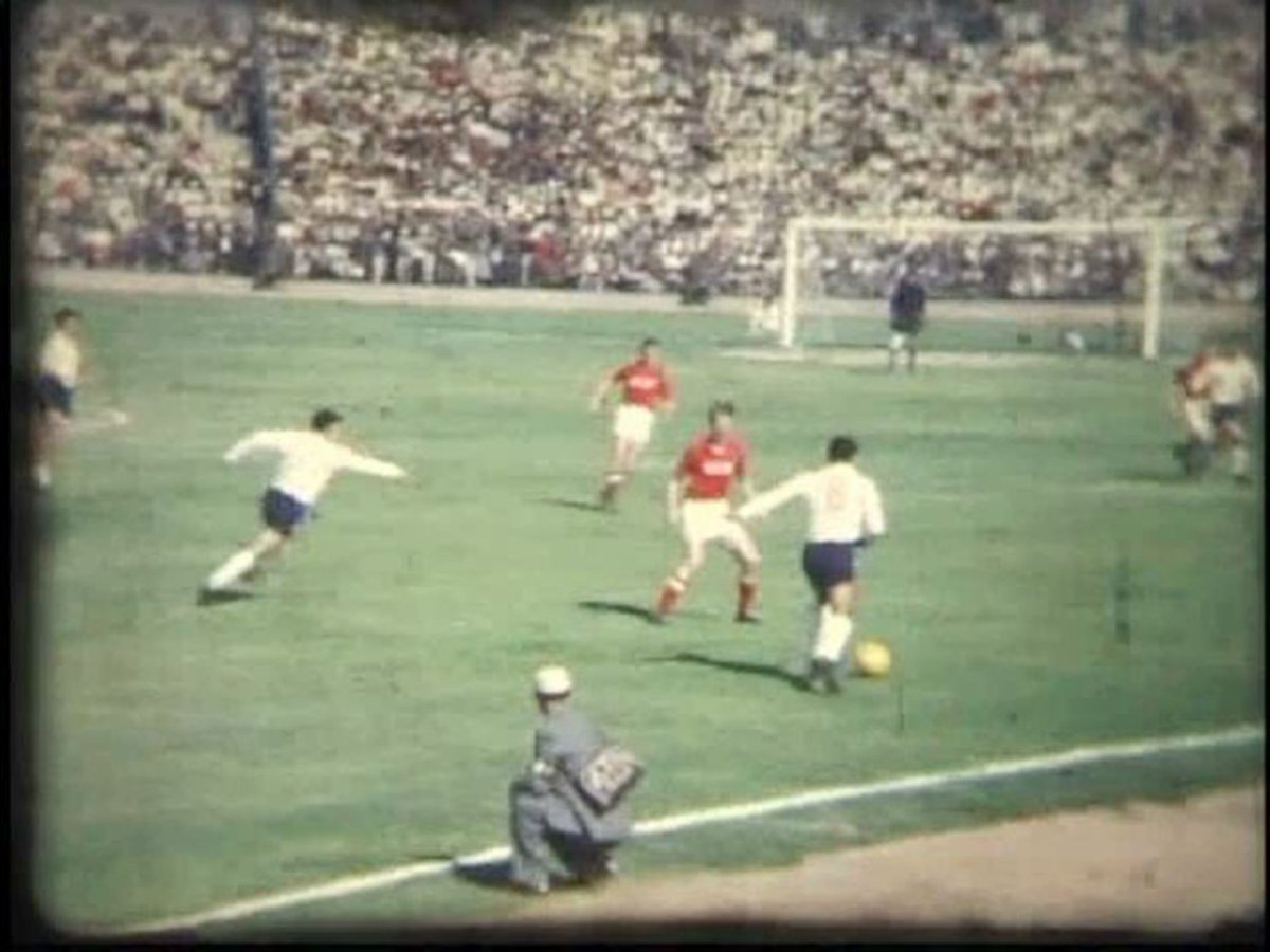 Este miércoles, en <a href="/CinetecaChile/">Cineteca Nacional de Chile</a>, exhibirán la filmación casera del Chile-URSS de 1962.