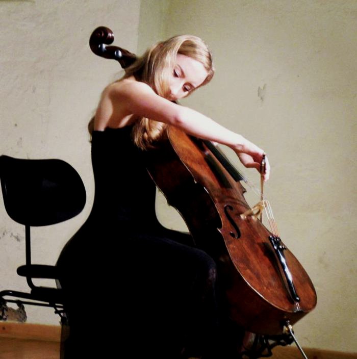 TONIGHT a performance by cellist TESSA SEYMOUR, Bach to Ligeti &amp; more in an intimate setting (INFO: bit.ly/2eE9LkO)