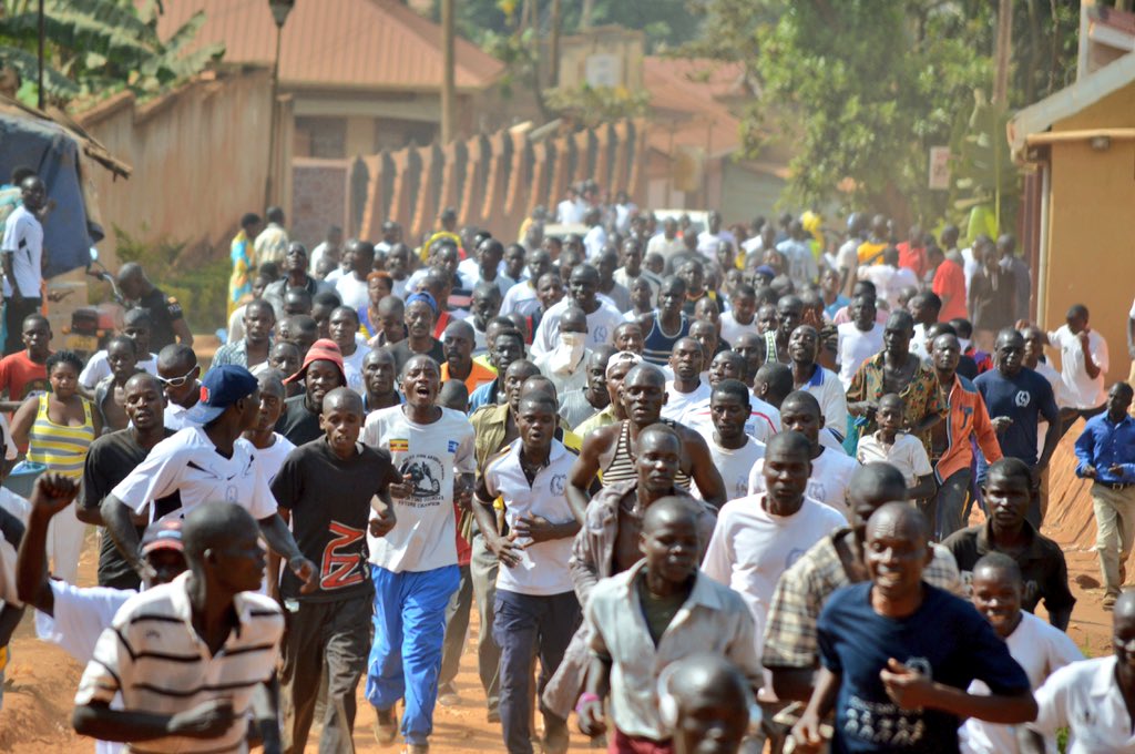 NinyeTabz's tweet photo. The @PoliceUg Marathon goes to Jinja this weekend. Mark your calendars and get ready to be part of this great event. https://t.co/PcJRvAtvuS