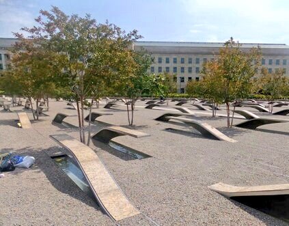MrCowansClass's tweet photo. @WyeRiverUpperS @MrCowansClass + Mr. Vener touring the #Pentagon and #PentagonMemorial #NeverForget #9/11 #placebasedlearning #experiential https://t.co/BZfRGofl5f