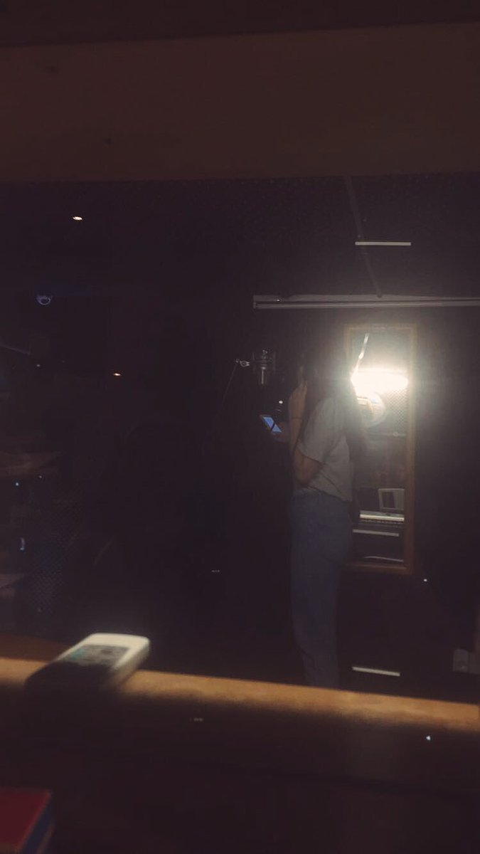 LucieeATWolf's tweet photo. Taking a well deserved break from recording to watch the lovely @KatyForkings do her thing ✌🏼️ https://t.co/fD0Sk8Yvg9