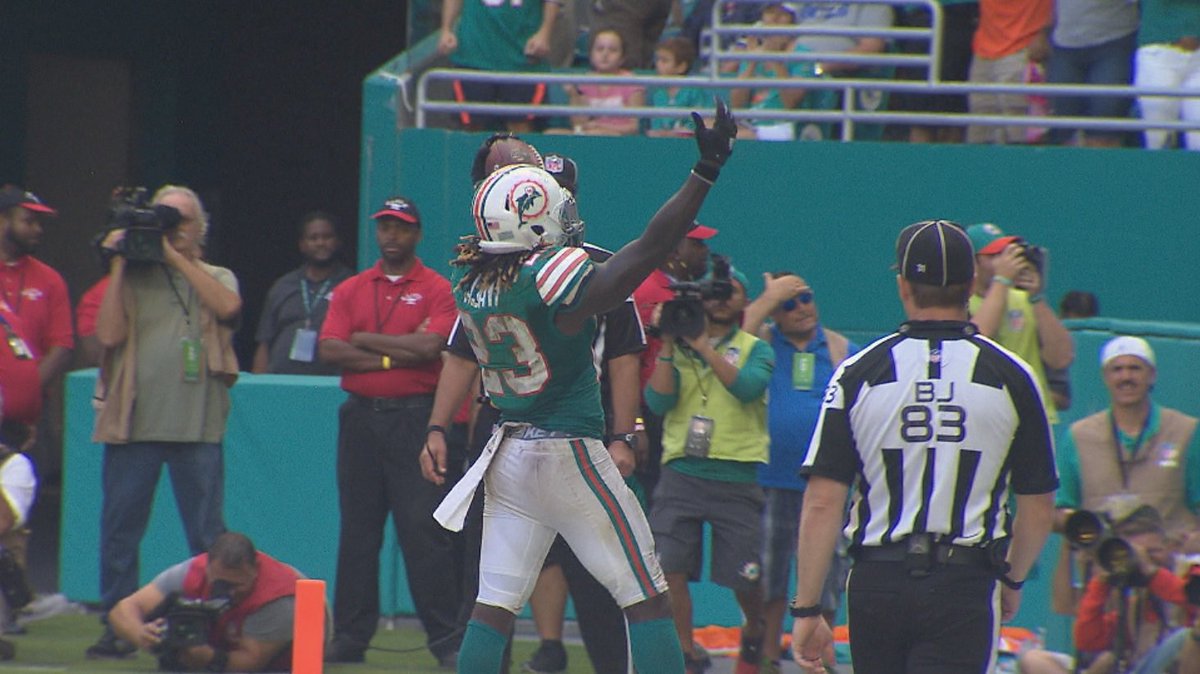 Coach Adam Gase is understandably impressed with Jay Ajayi... bit.ly/2dDxzTr?utm_me… https://t.co/18PgZg2Nrm