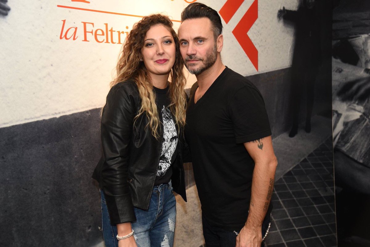 anto_morgi's tweet photo. 🎶Non so dire se c'è un valore assoluto ma di una cosa son certo quello che conta per me,somiglia a te!🎶@NekOfficial
#NekInStoreTour #Unici https://t.co/yxgW8bQjRB