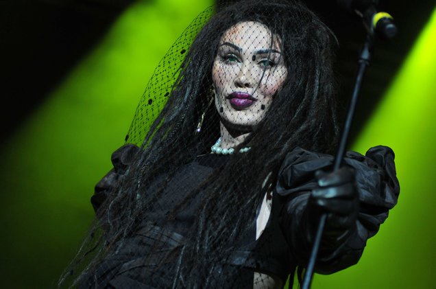 billboard tweet media