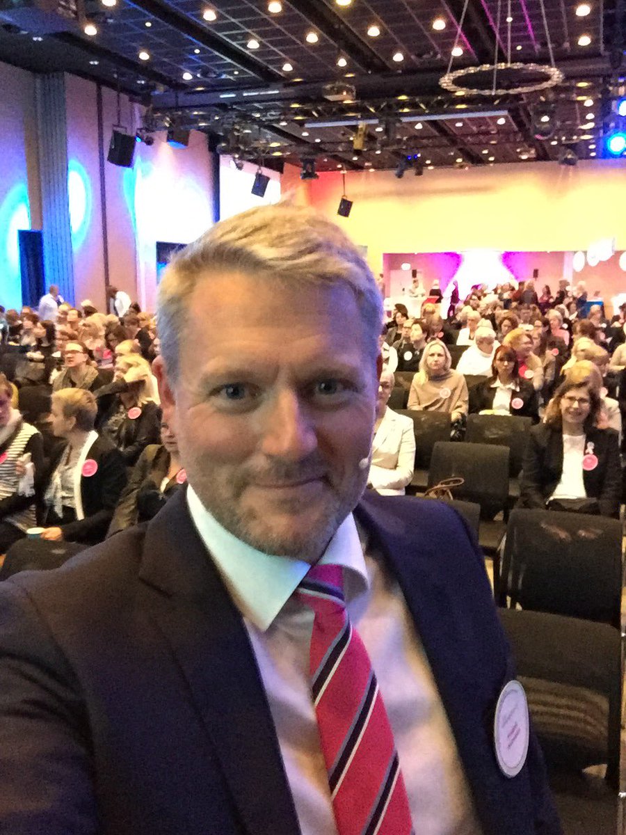 HermelinFredrik's tweet photo. Today was a new milestone in Finland our #CWT360 is such great experience and our product is truly amazing. #personalization#smm #events https://t.co/VOi8eoyE0d