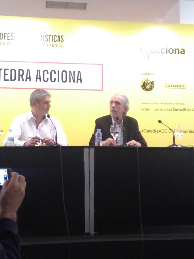 NosAnneesL's tweet photo. Le cinéaste espagnol Fernando Trueba au @cbamadrid dans le cycle #CatedraACCION de @SURescuela https://t.co/tg6Wa2ZtRR