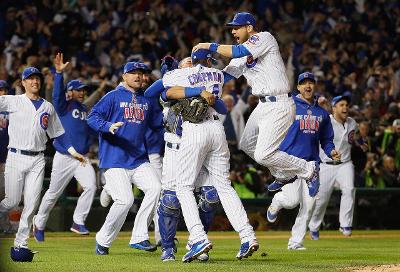 TTLbaseball's tweet photo. Pre-play for FREE Cubs vs Indians World Series.   https://t.co/nL5PG7I4Z1  
#WorldSeries #baseball #Cubs #Indians https://t.co/MZwF1VTriP