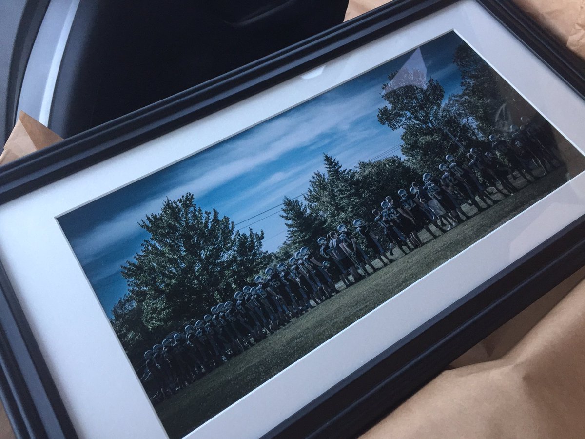 Huge thank you to <a href="/4rosesframing/">Heather Rose</a> for always making my photos look amazing!!  This one up for auction in support of <a href="/LHS_Athletes/">Lockview Athletics</a> football.