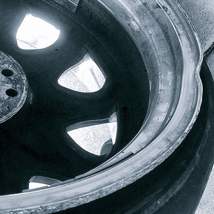 5onecustoms's tweet photo. Have a set of wheels you need fixed? Email us for wheel repair, send pictures for a quote. 📧fiveonecustoms@yahoo.com #wheelrepair #5one https://t.co/L0OpiDmzKE