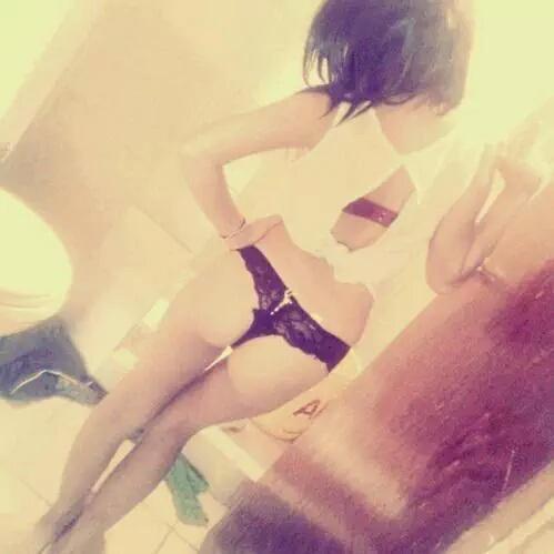 DanMeowOfficial's tweet photo. Sexy <3 #LunesDeGanarSeguidores 
#morritas #morritaslatinas #hot #pack #legalicenlasde16 #sex #sexy #follow #doggy https://t.co/m1N52orOKb