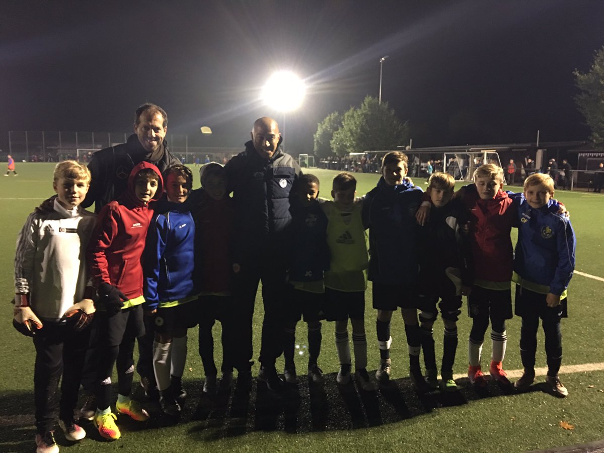 robotdr22's tweet image. 지난 10개월간 나와 함께 훈련 했던 Königsstein 지역 엘리트 아이들!오늘 지역구 대회에서 무실점 우승을 했다🏆좋은 선수는 절대 하늘에서 그냥 떨어지지 않는다.많은 요소가 있겠지만 지도자의 노력과 좋은 가르침이 정말 중요하다.🐙⚽️❤️