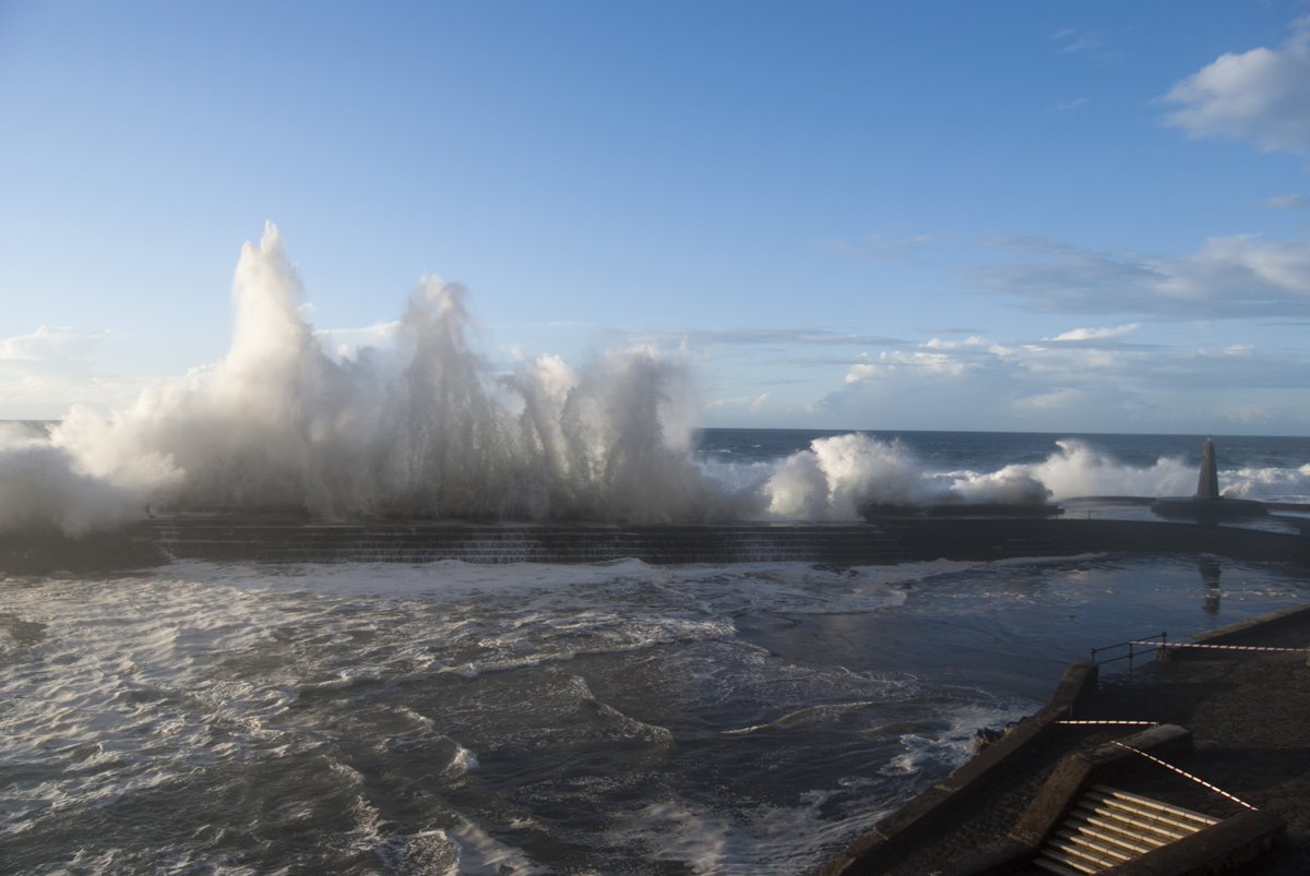 camarglez's tweet image. Bajamar is on Fire!!!!