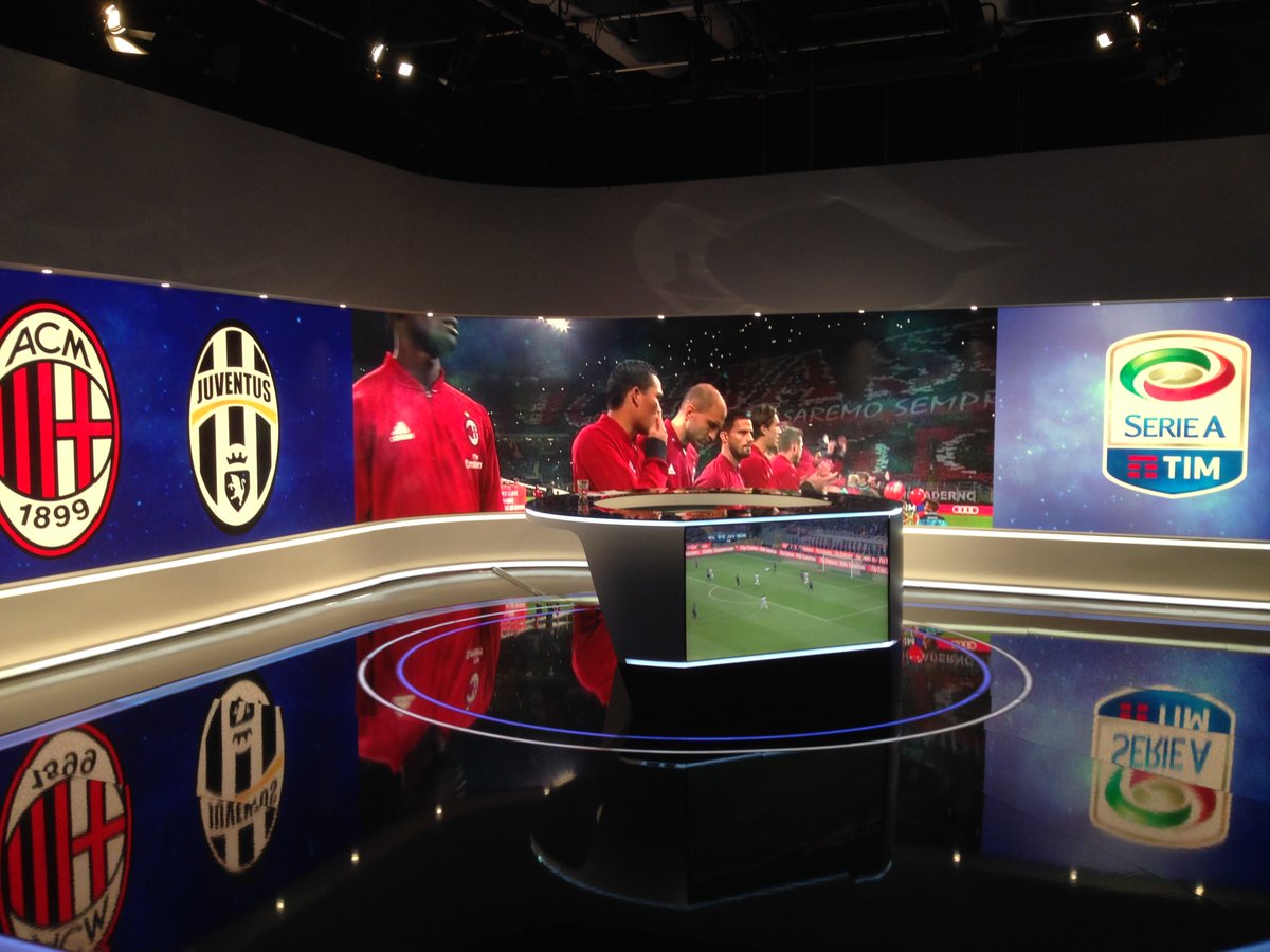 rolfoe's tweet photo. Så var det STORT å kunne gi Milan - Juve og Serie A den rammen calcio fortjener. Håper nå å kunne utvikle studiodelen videre. #ViasatFotball https://t.co/BELOldFiBp