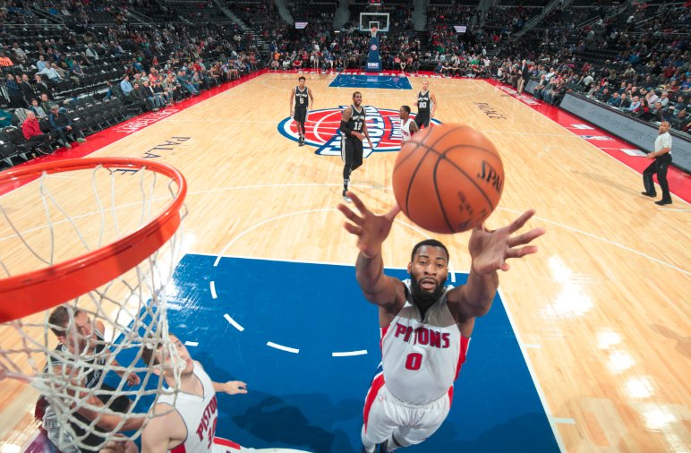nbastats's tweet photo. #OneTeamOneStat @DetroitPistons were only team to rank in top 5 in both defensive and offensive rebounding %: https://t.co/EQq3WRCbWh https://t.co/ktq16AK2Y5