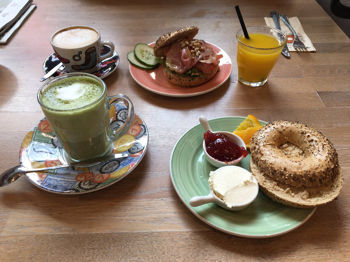 lasomiadora's tweet photo. Saturday breakfast was luscious! #bagelsandbeans #amsterdam #hoofddorp #bagels #matchamonday #matchate #breakfast #weekend @bagelsbeans https://t.co/Tx75A9SCpH