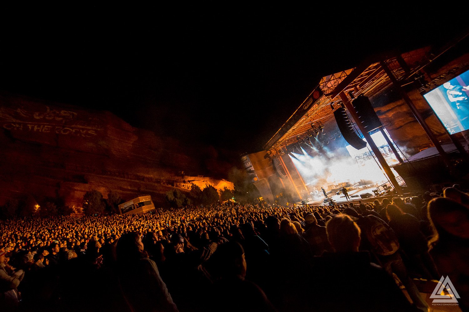BASTILLE on Twitter "Red Rocks // 7 Oct 📸 Gregorynolan (1/2) https