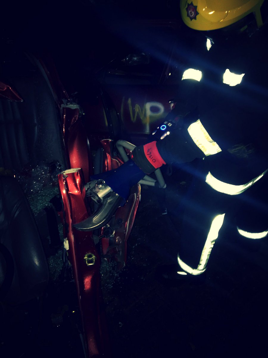 Rushmoor02's tweet photo. #RW02 completing some drills with the new excellent equipment on it #Intermediate appliance #H02P6 #GreatBitOfKit #OpsDevelopment #OpsReady https://t.co/KSYsb7yC0c