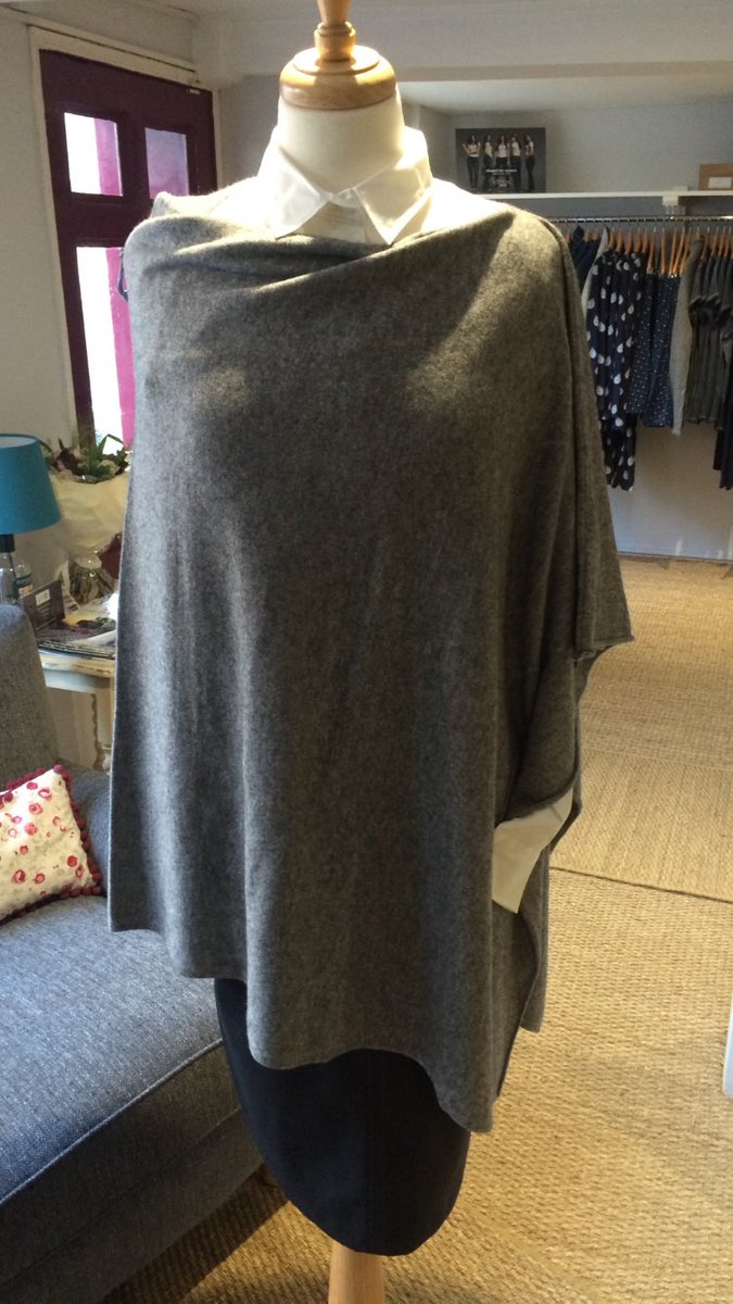 roseboutiques's tweet photo. Keep warm this Autumn with a Homespun cashmere poncho 🍁🍂 https://t.co/xDcMVWzjmX