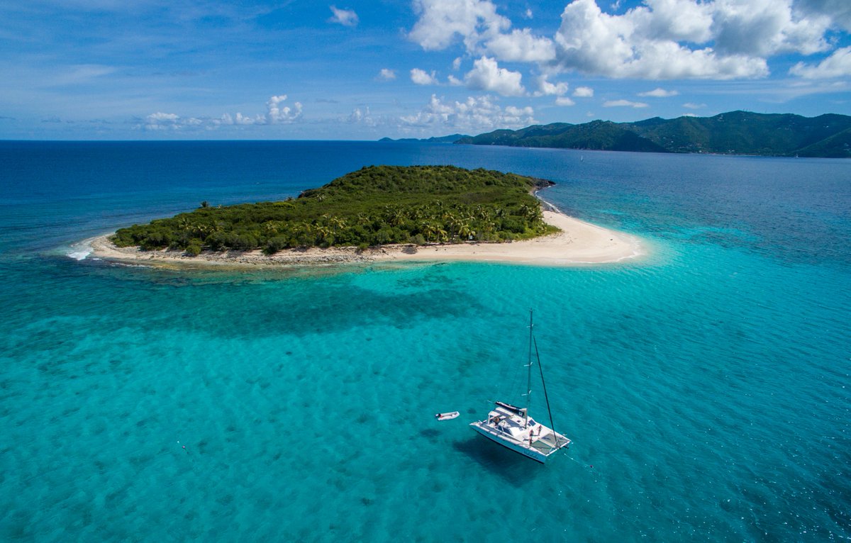 VOYAGEcharters tweet picture
