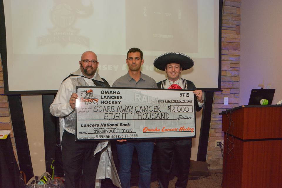 BooCancer's tweet photo. Thank you @OmahaLancers! The jersey auction was a HUGE success. We are so glad you could be with us on Saturday night! #CancerSucks https://t.co/CcVJnMYvf9