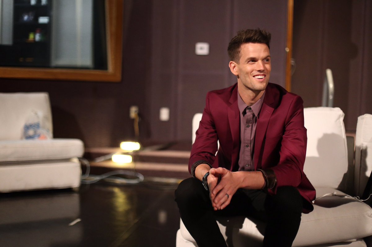 davemoisan's tweet image. Man it's been a ride! SO thankful for this journey on @NBCTheVoice AND that I got to work with @aliciakeys AND @adamlevine #voiceknockouts