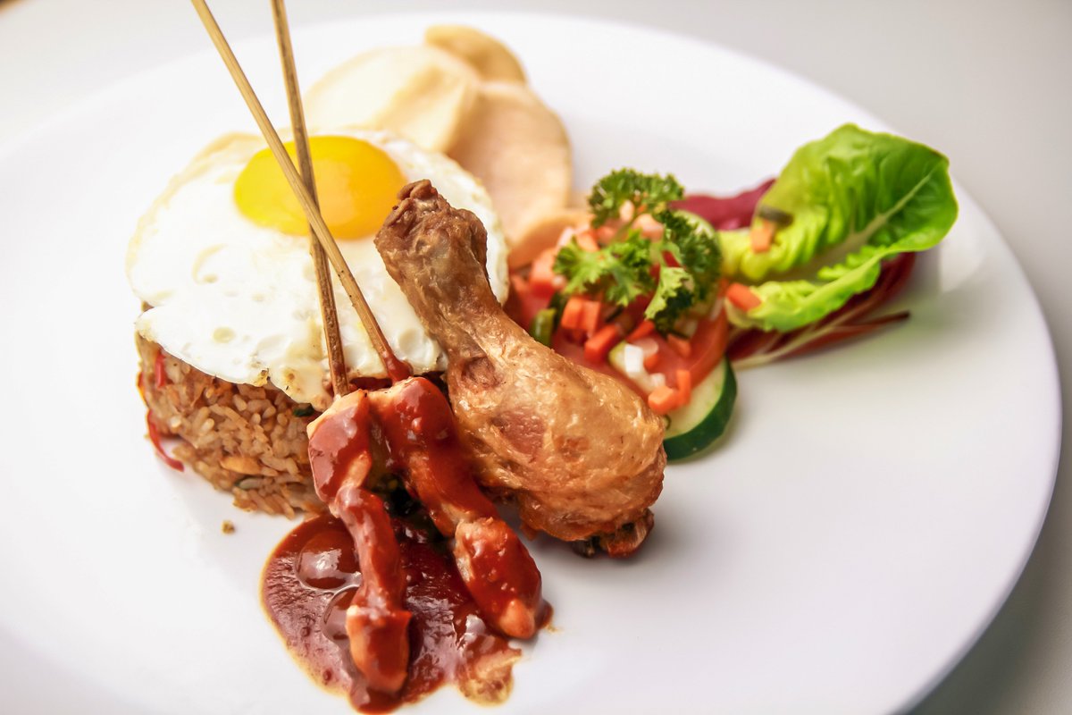 QuestHotelKuta's tweet photo. Bisa pesan secara Go-Food by GoJek apps !!
https://t.co/KDYnfUafFE
#Gojek #GoFood #QuestHoteKuta #BasilRestaurant #Lunch #Dinner https://t.co/Rz7yU66kok