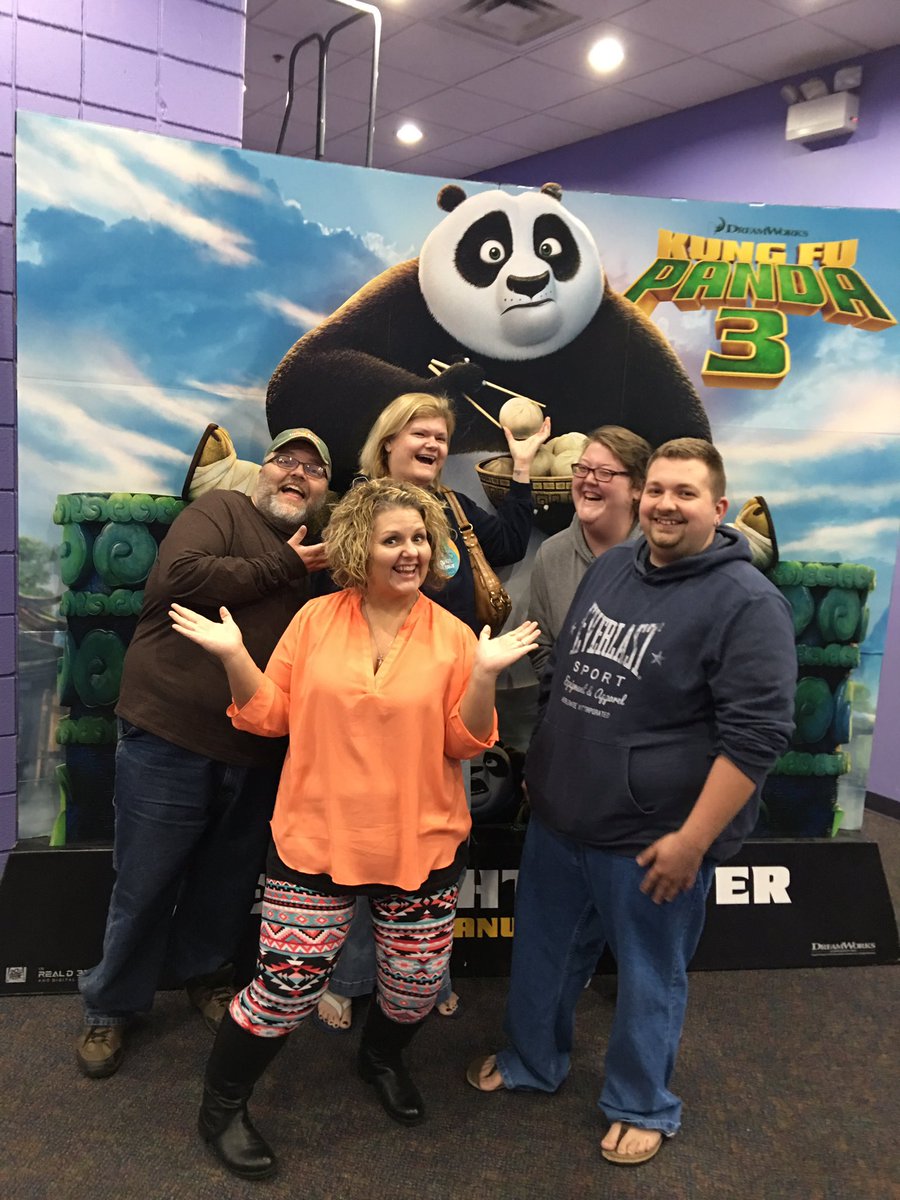 SShaver72's tweet photo. #Funtimes #teamShelli #BooAMadeaHalloween was the bomb @LebanonCC1 @tylerperry you are the best!!! https://t.co/2mm7EmMPh8